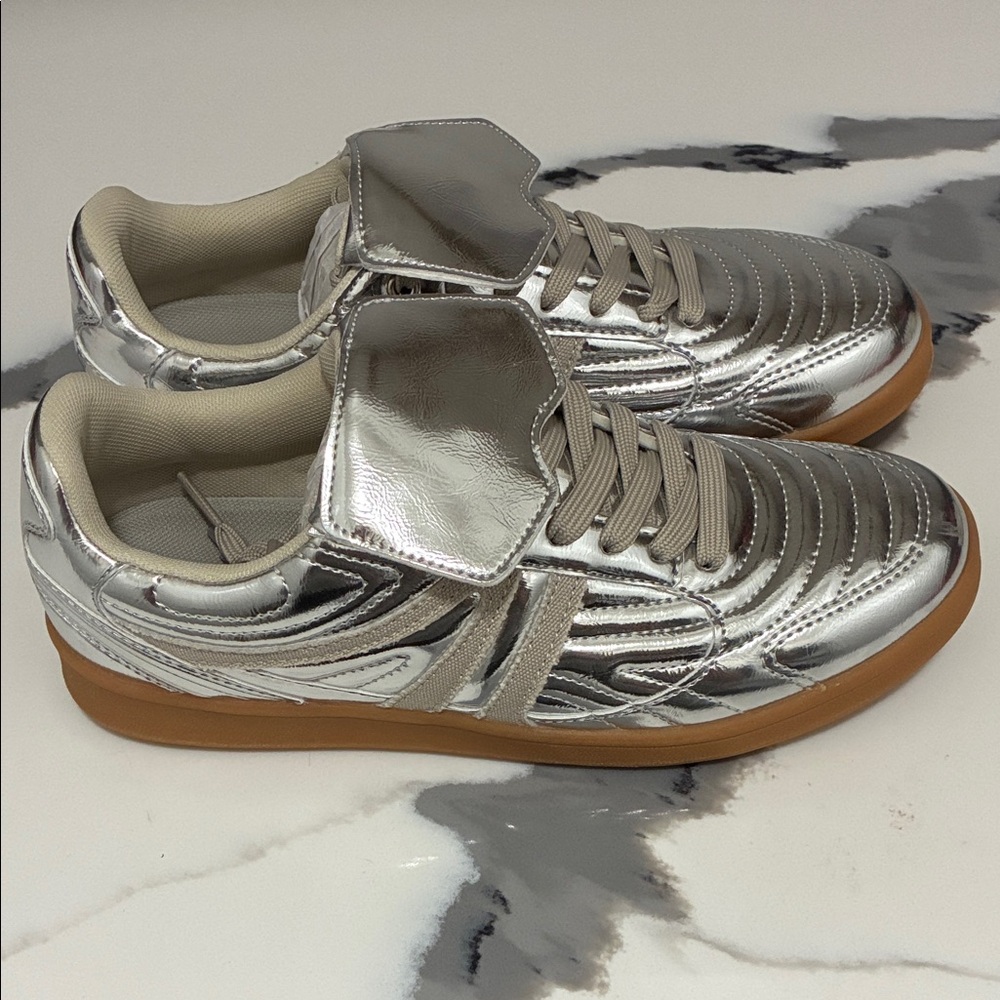 NIB Steve Madden Silver Metallic Sneakers with Gum Sole